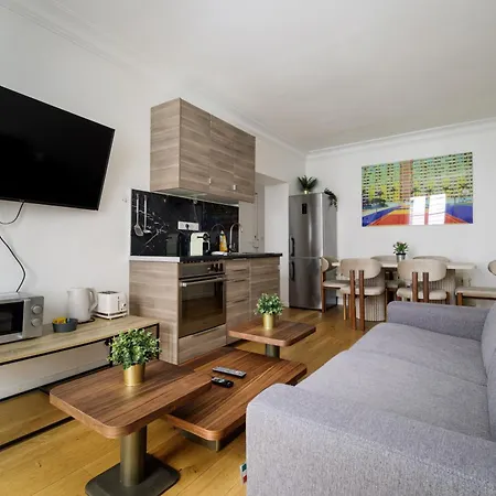 Appartement With Ac - 2bdr-6pax - Champs Elysees Parijs